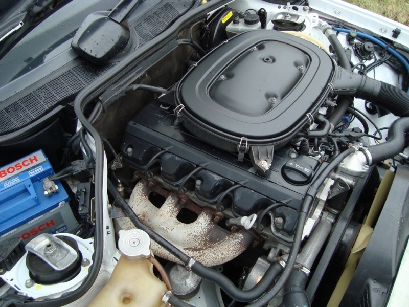 Moteur Mercedes-Benz M102 E23/V23 2,3 litres