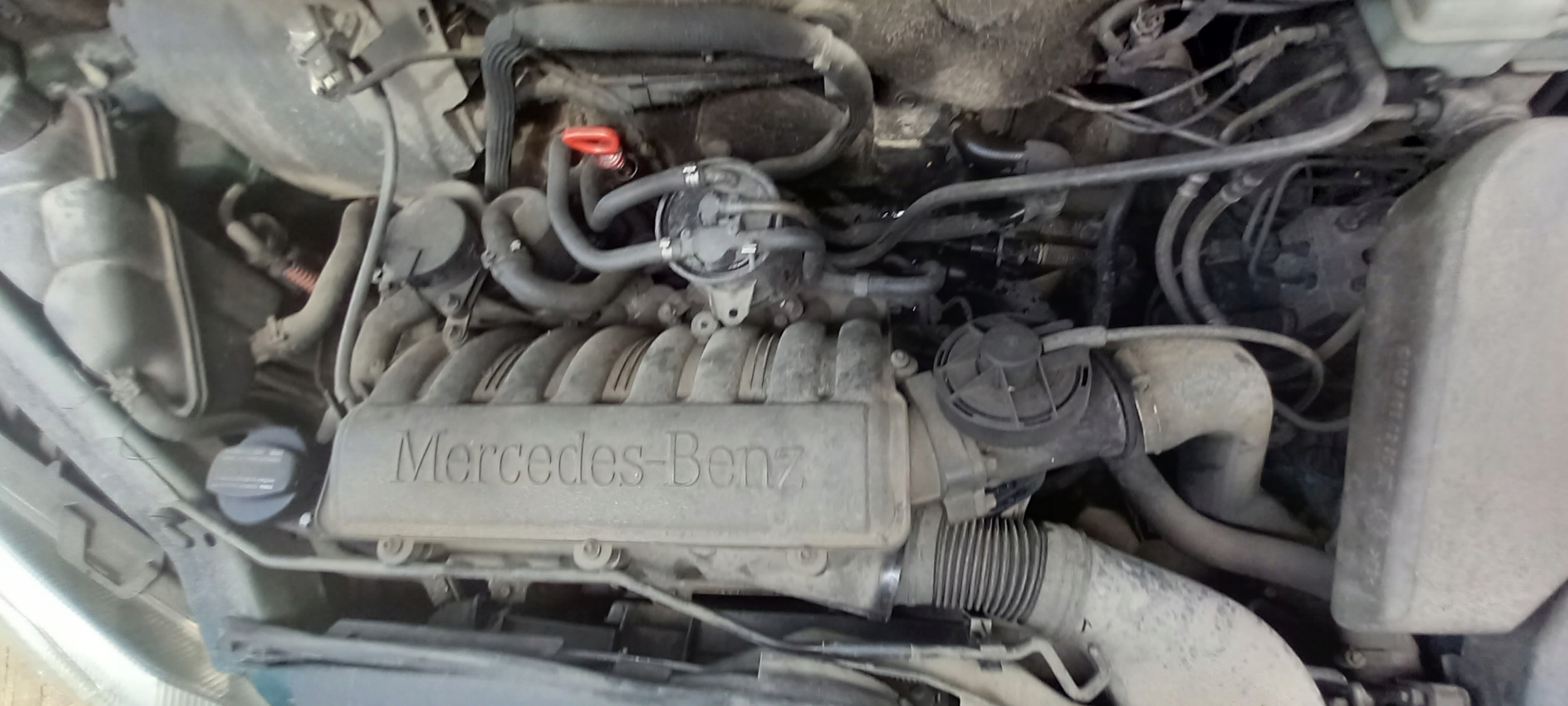 Moteur diesel Mercedes OM668